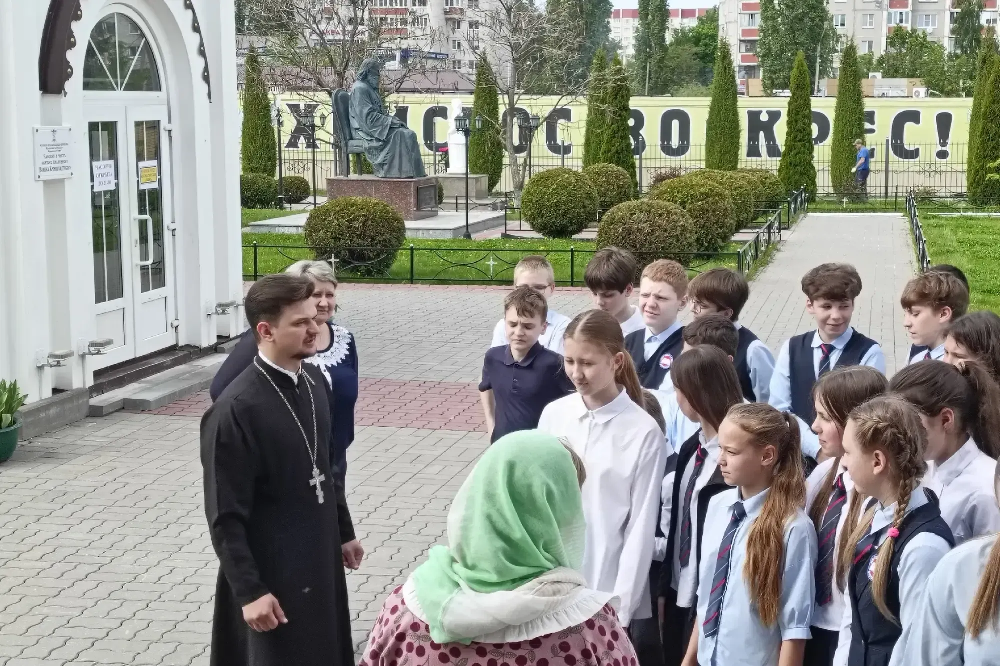 Урок, посвященный Дню славянской письменности и культуры, провели для воронежских школьников в храме во имя святой блаженной Ксении Петербургской